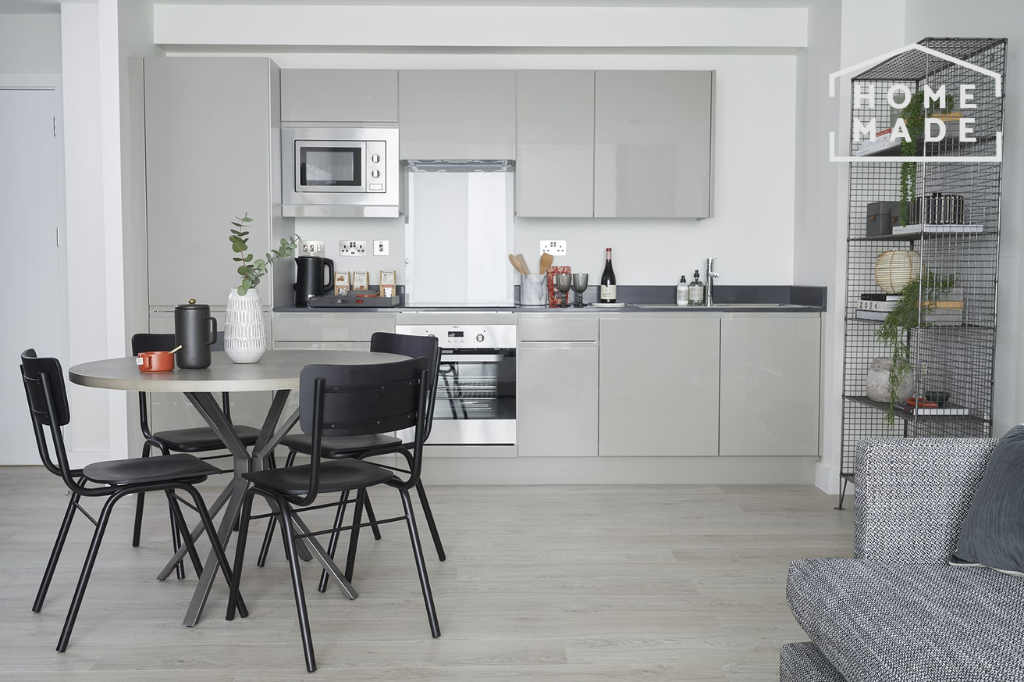 Apartment in Birmingham, Jewellery Quarter - View 4