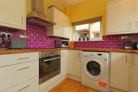 3 bedroom semi-detached house for sale, Lower Town Street, Bramley, Leeds