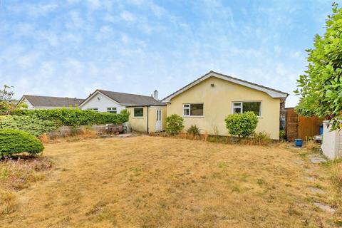 2 bedroom detached bungalow for sale, Dolphin Court Road, Paignton