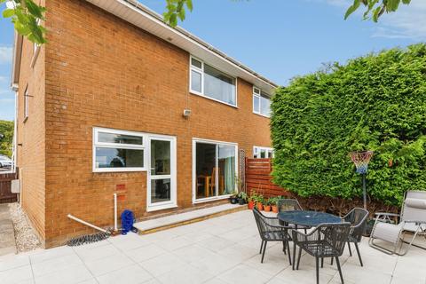 4 bedroom semi-detached house for sale, Llwyn Derw, Mynydd Isa, Mold, Flintshire, CH7