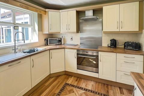 4 bedroom detached house for sale, Pentridge Drive, Ilkeston DE7