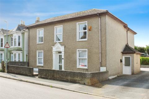 2 bedroom flat to rent, Basset Street, Cornwall TR14