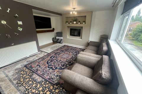 2 bedroom ground floor maisonette for sale, Rochdale Road, Manchester, Blackley, M9