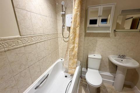 1 bedroom apartment to rent, Pooler Close, Wellington, Telford