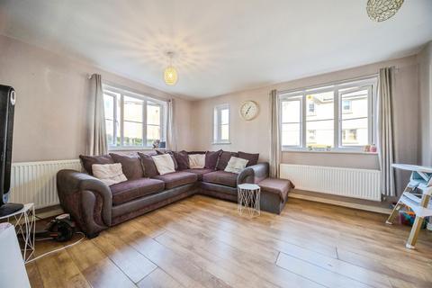 2 bedroom apartment for sale, Alderney Avenue, Bletchley, Milton Keynes