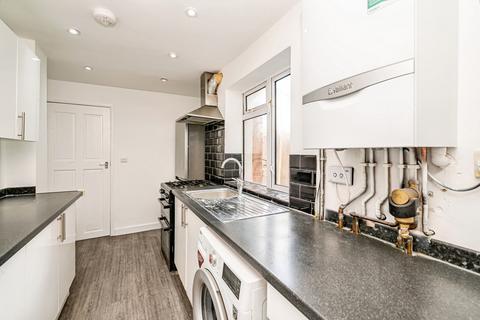 3 bedroom semi-detached house to rent, Jubilee Road, High Wycombe, Buckinghamshire, HP11