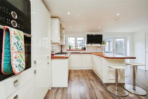 4 bedroom semi-detached house for sale, Villiers Road, Bicester, Oxfordshire, OX26