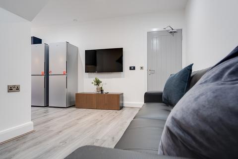 4 bedroom flat share to rent, at Liverpool, Flat A, 354, Scotland Road L5