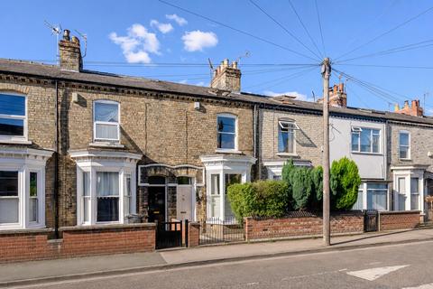 3 bedroom townhouse for sale, Fountayne Street, Off Wigginton Road, York, YO31 8HL
