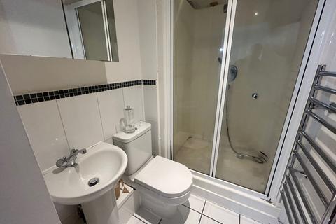 2 bedroom flat to rent, Black Eagle Drive, Northfleet, DA11