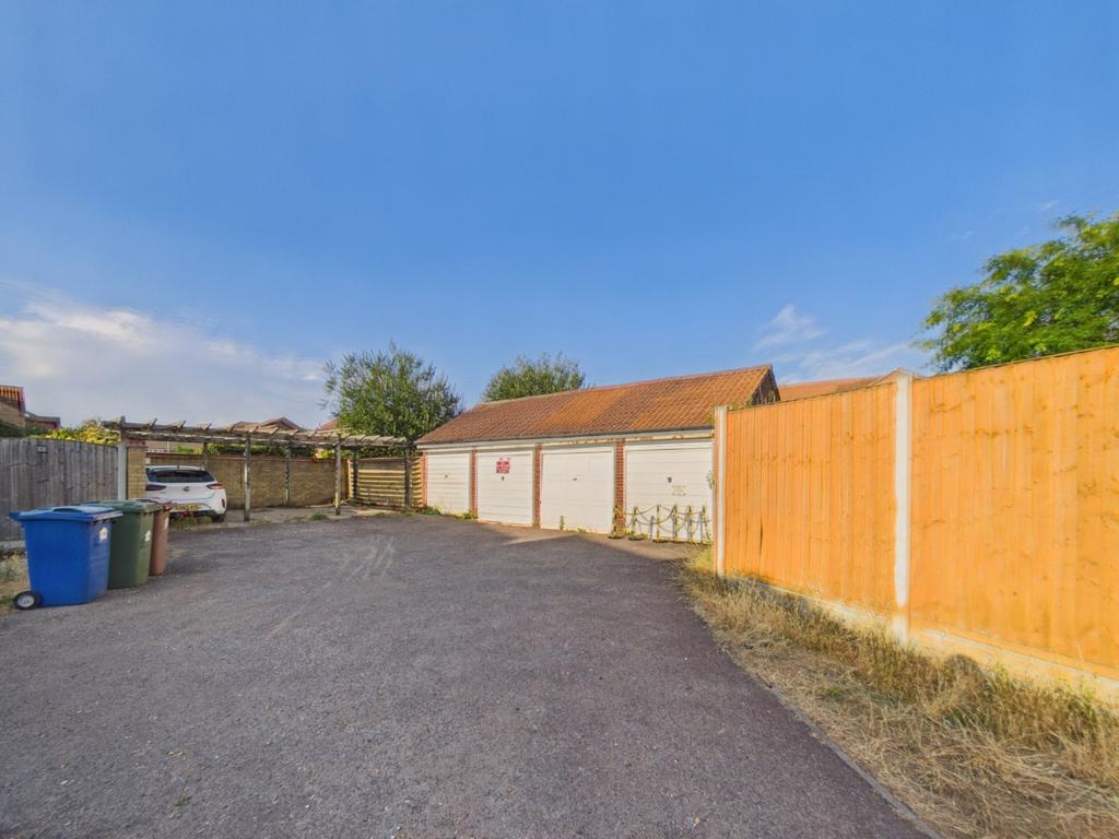 Driveway view, driveway