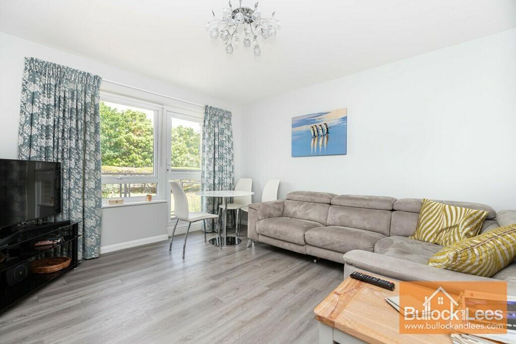 Apartment in Bournemouth - View 4