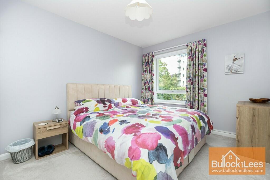 Apartment in Bournemouth - View 6