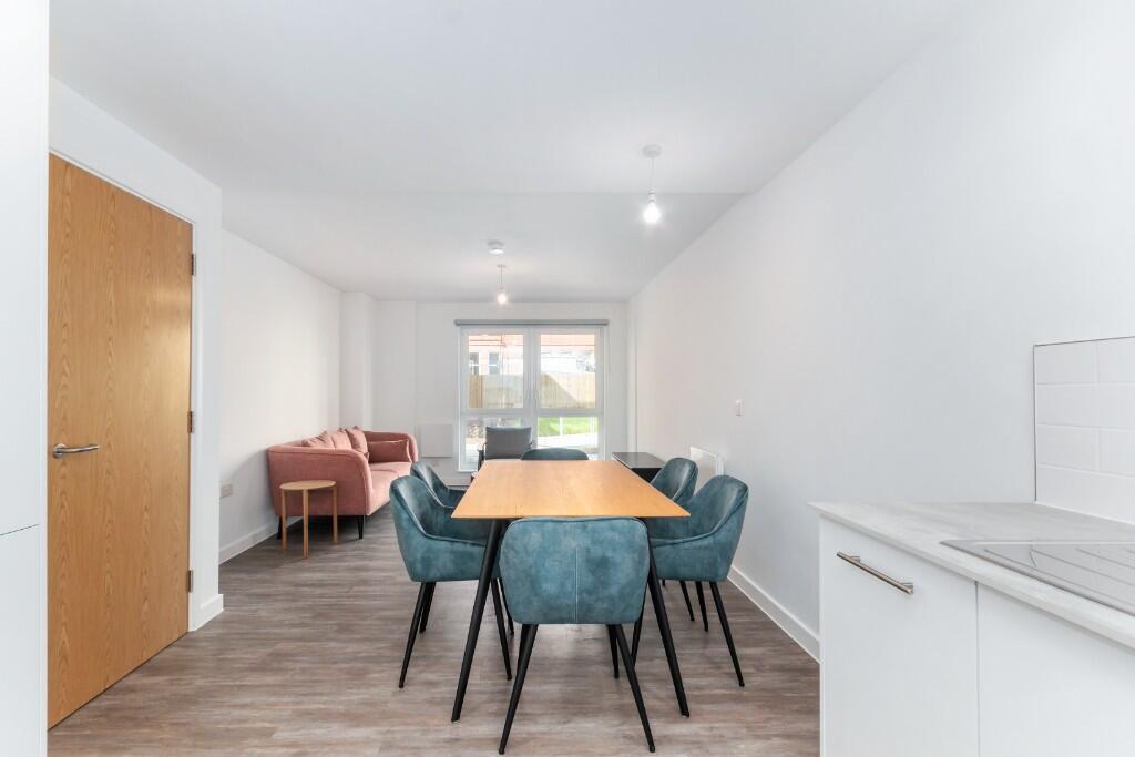 House in Brighton, Round Hill - View 2