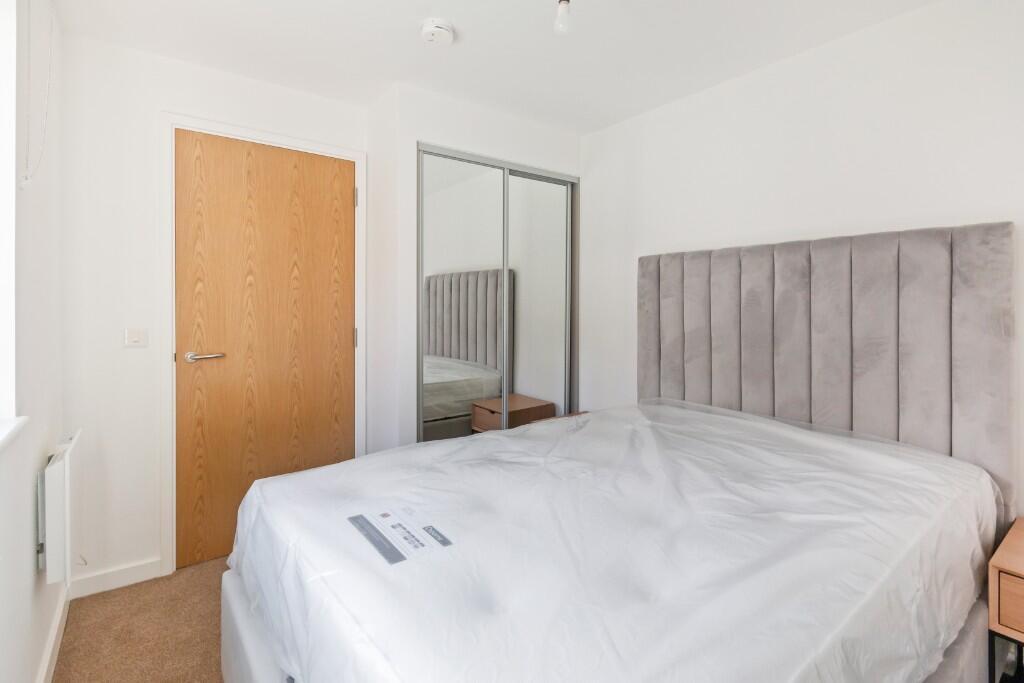 House in Brighton, Round Hill - View 3