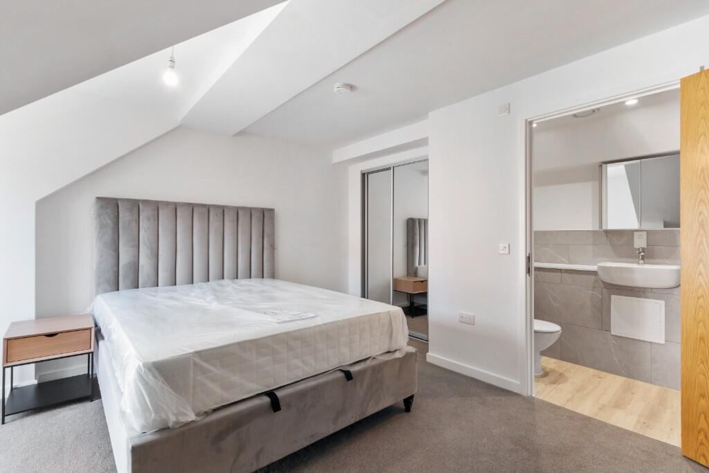 House in Brighton, Round Hill - View 5