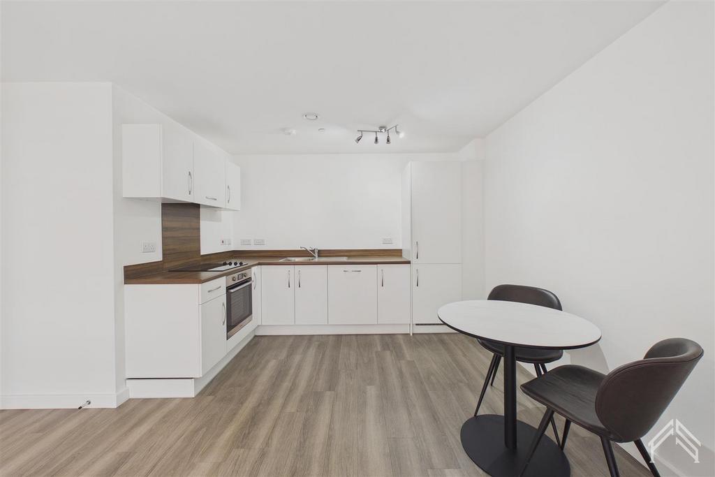 Apartment in Birmingham, West Midlands - View 2