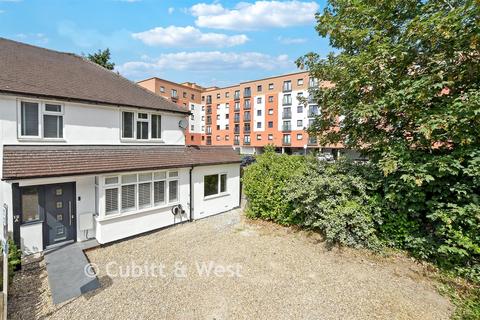 Johns Walk, Whyteleafe, Surrey