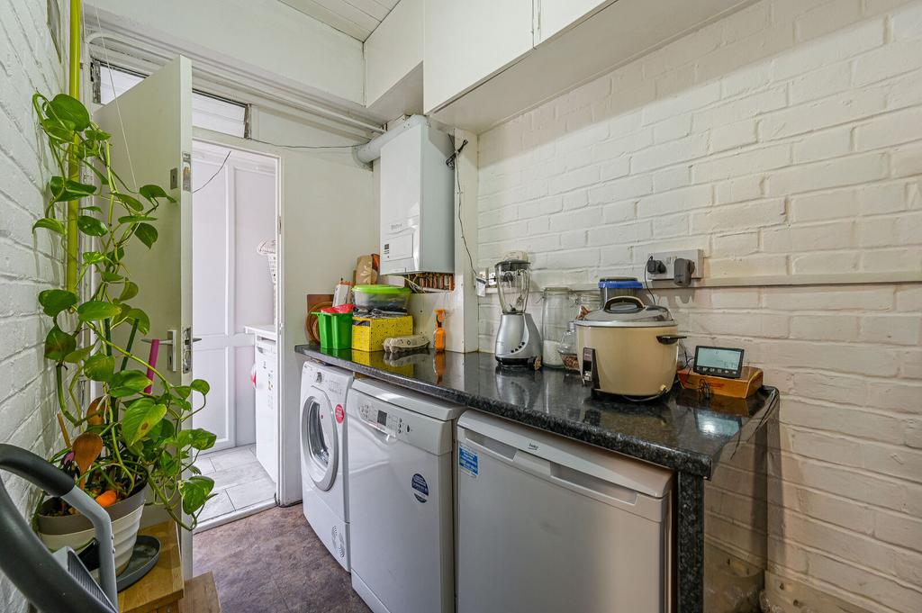 Utility room, utility