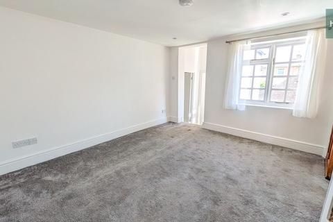 1 bedroom flat for sale, Old Road North, Worcester WR5