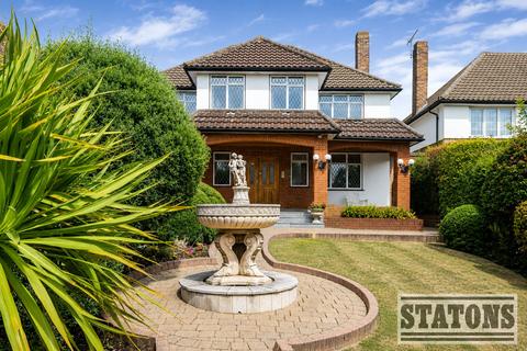 Greenbrook Avenue, Hadley Wood, EN4