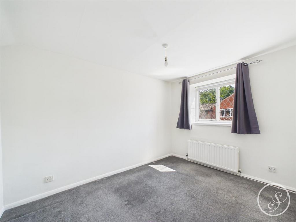 High Bank View, Leeds - View 6