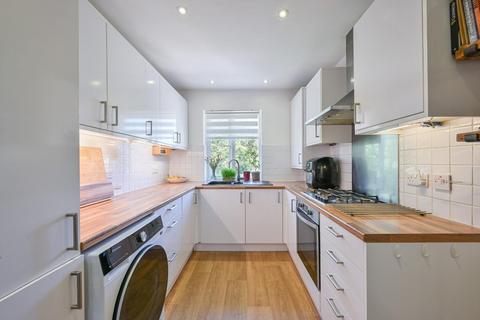 2 bedroom maisonette for sale, Epsom Road, Epsom