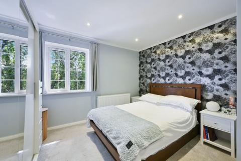 2 bedroom maisonette for sale, Epsom Road, Epsom