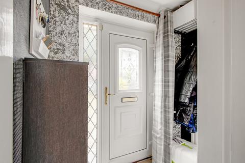 3 bedroom semi-detached house for sale, Fulmar Court, Leeds, LS10