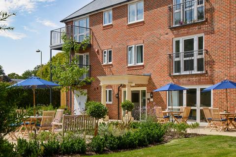 1 bedroom retirement property for sale, Broadwater Road, Romsey, Hampshire, SO51