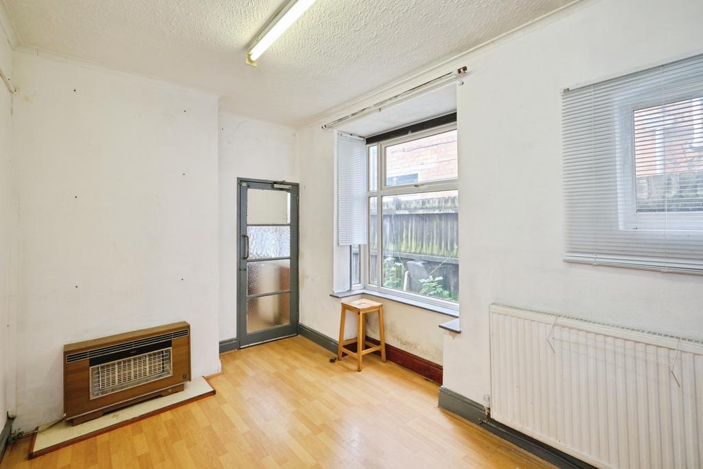 House in Birmingham, West Midlands - View 4