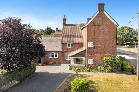 5 bedroom detached house for sale, Tamworth Road, Corley, CV7 8BP