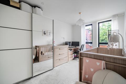 2 bedroom apartment for sale, Masons Hill, Bromley, BR2
