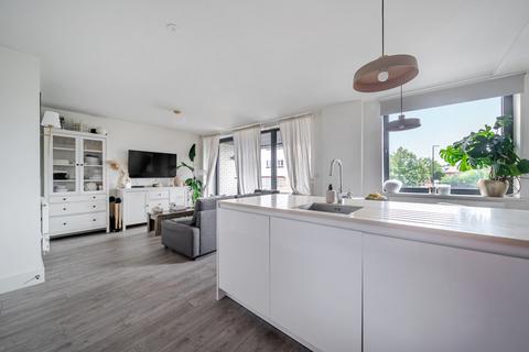 2 bedroom apartment for sale, Masons Hill, Bromley, BR2