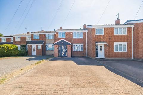Minster Way, Langley SL3