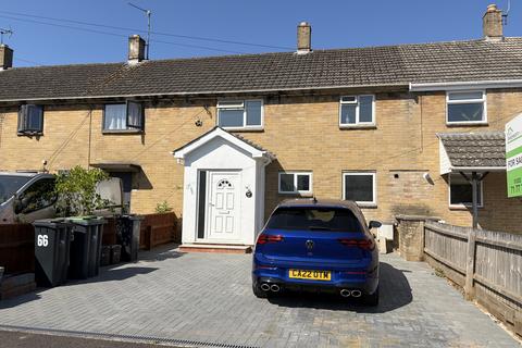 4 bedroom terraced house to rent, Barnes Crescent, Wimborne BH21