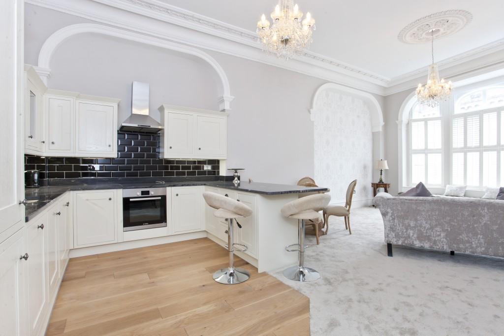 Apartment in York - View 2