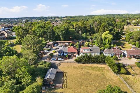 2 bedroom semi-detached bungalow for sale, Disraeli Road, Rayleigh SS6