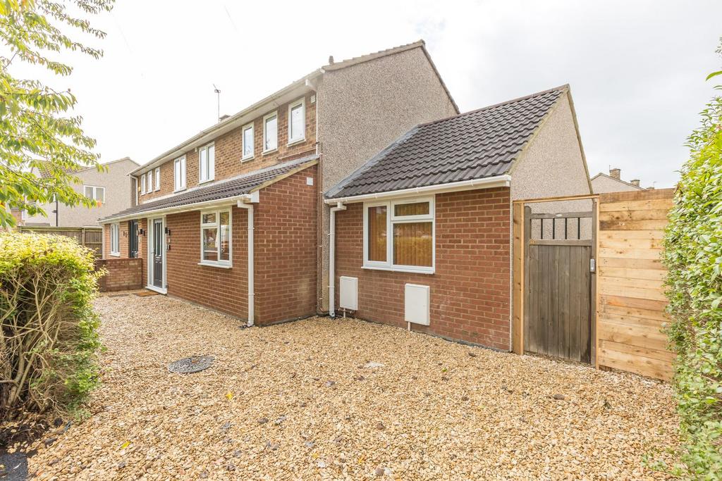 House in Oxford, Blackbird Leys - View 2