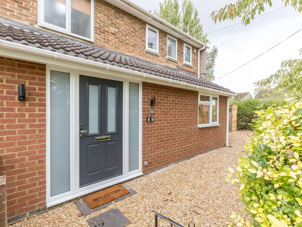 House in Oxford, Blackbird Leys - View 3