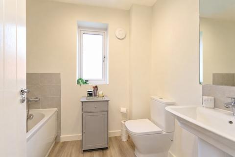 2 bedroom semi-detached house for sale, Dragonfly Chase, Sandhurst, Berkshire, GU47