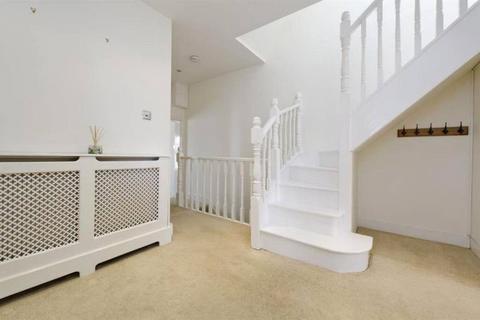 undefined, North Worple Way, London, SW14