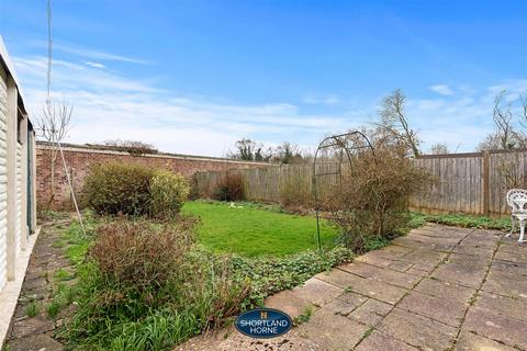 3 bedroom semi-detached bungalow for sale, Fingest Close, Coventry CV5