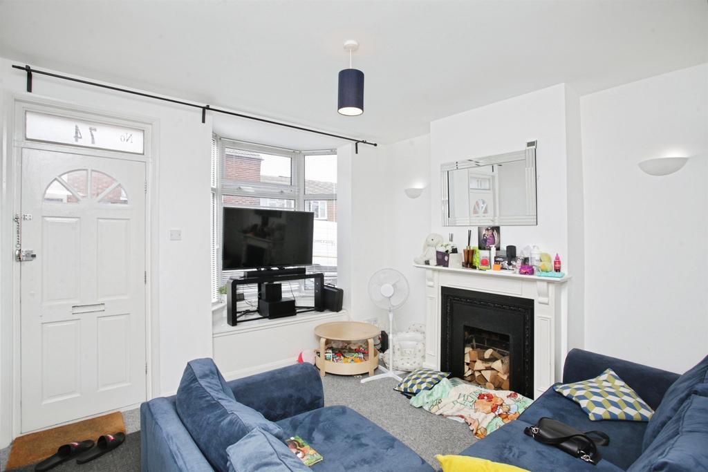 House in Rugby, Warwickshire - View 5