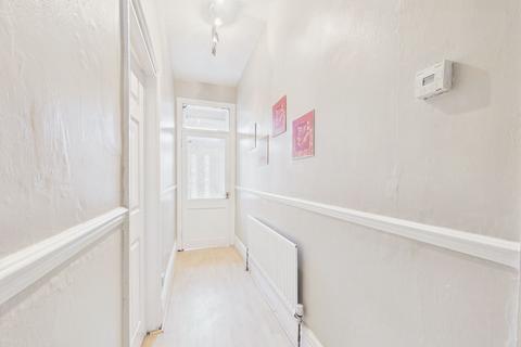 2 bedroom flat for sale, Stowell Terrace, Heworth, NE10