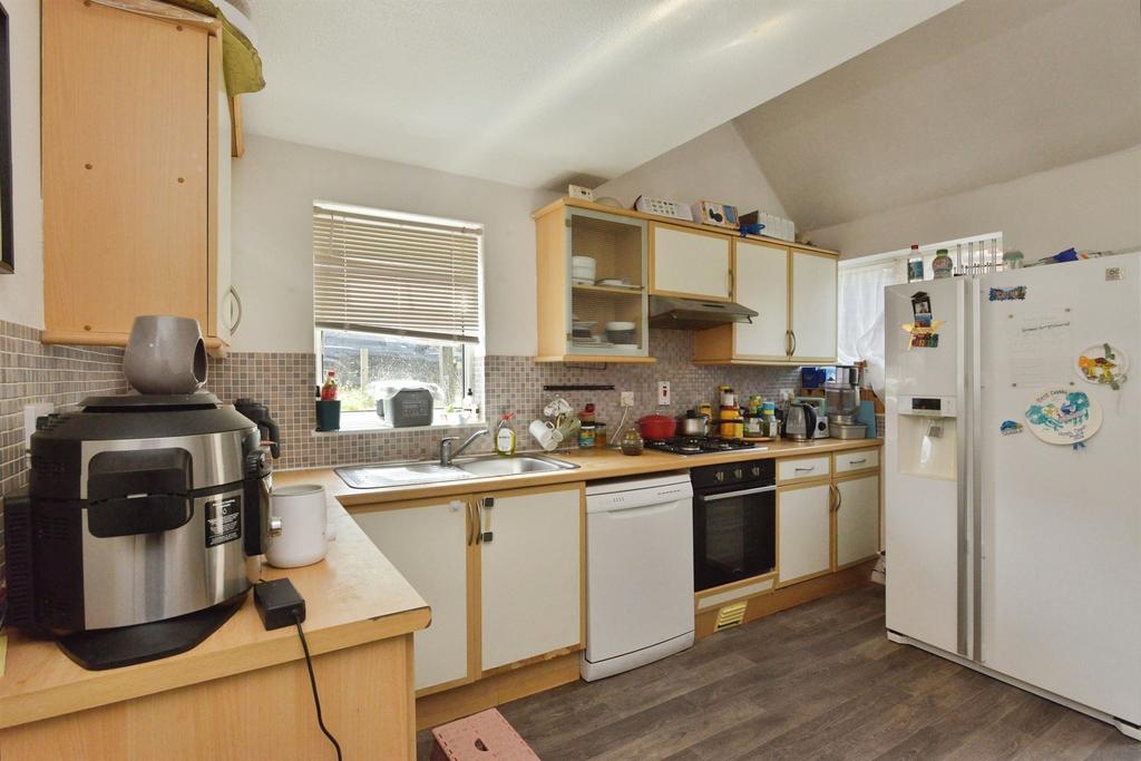Langcliffe Drive, Heelands, Milton Keynes - View 4