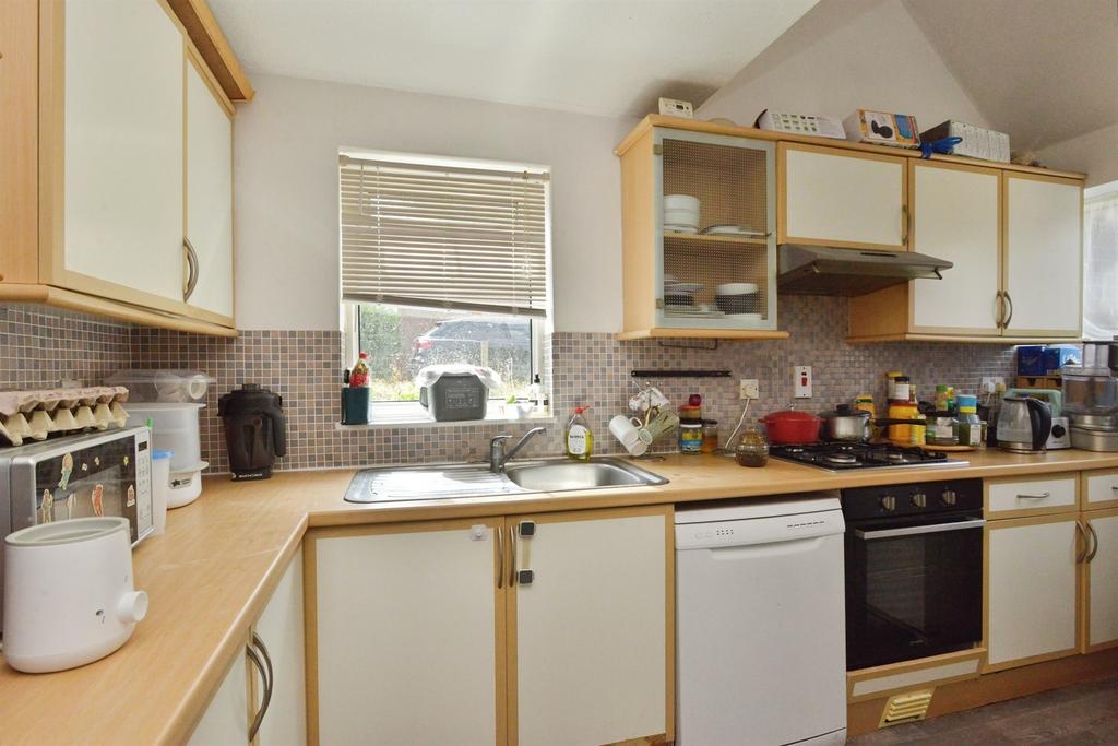 Langcliffe Drive, Heelands, Milton Keynes - View 5