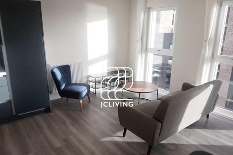2 bedroom flat to rent, Alder Point, 2 Green Ferry Way
