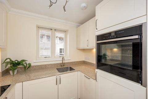 2 bedroom flat for sale, Bolnore Road, Fleur De Lis, RH16