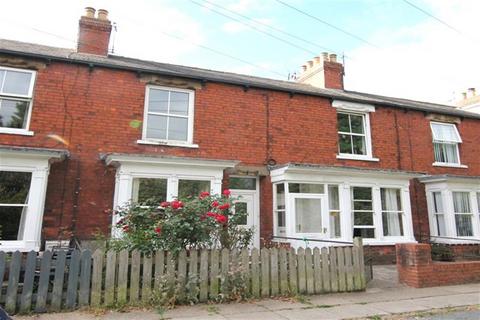 2 bedroom terraced house to rent, Butt Lane, HU17